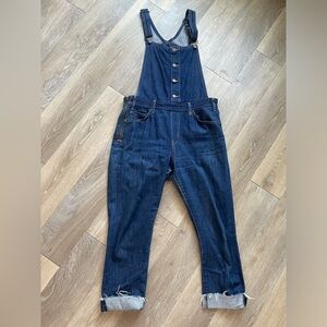 Levi’s size 31 - women’s overalls!